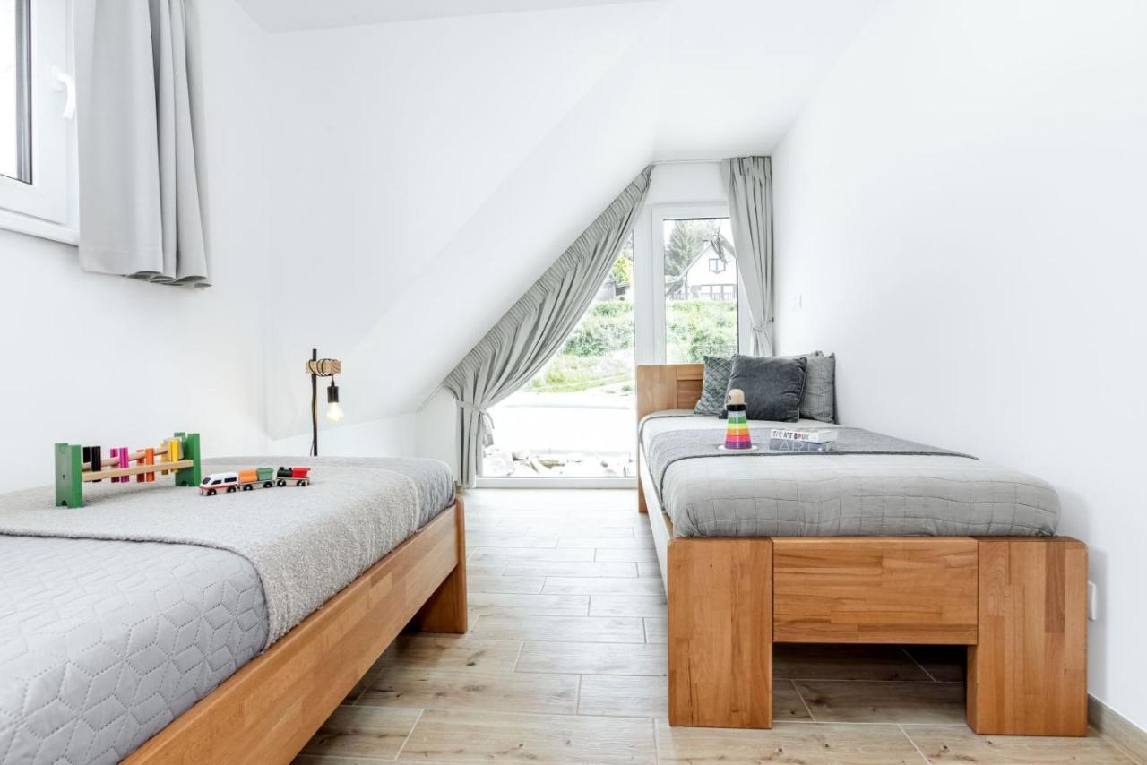 Apartmány Karlovy Dvory Horni Plana Exterior foto