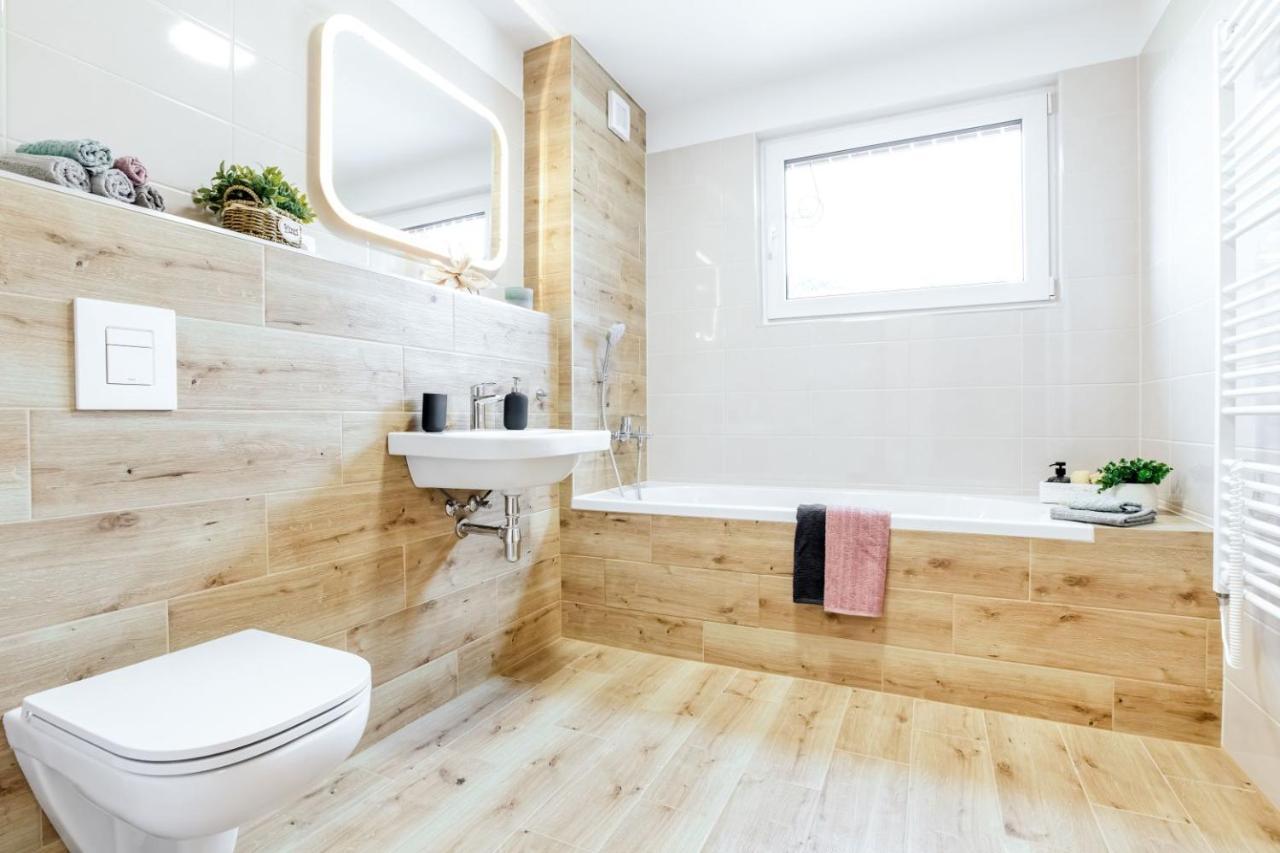 Apartmány Karlovy Dvory Horni Plana Exterior foto