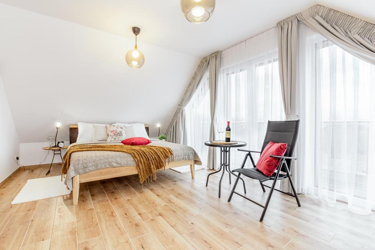 Apartmány Karlovy Dvory Horni Plana Exterior foto