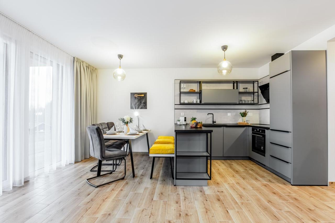 Apartmány Karlovy Dvory Horni Plana Exterior foto