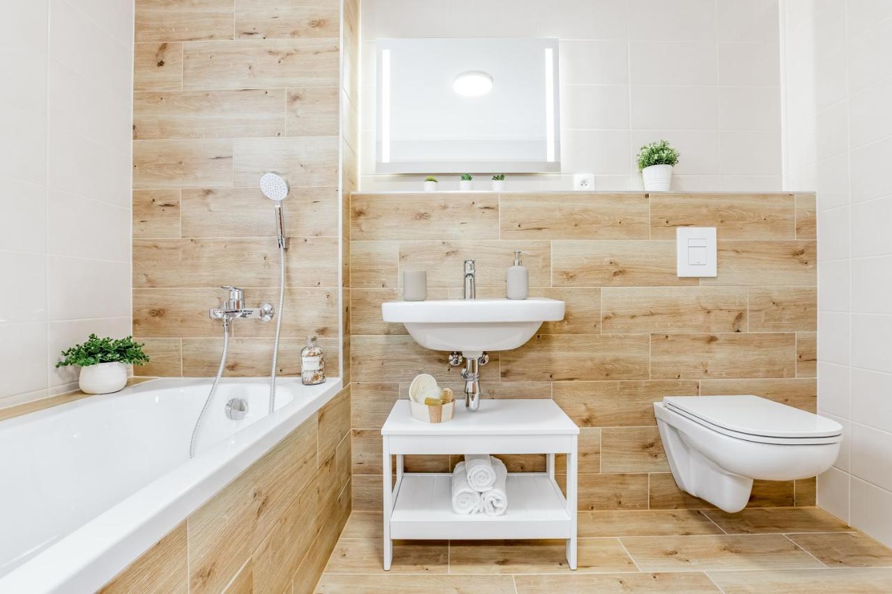 Apartmány Karlovy Dvory Horni Plana Exterior foto
