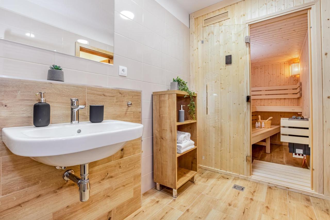 Apartmány Karlovy Dvory Horni Plana Exterior foto