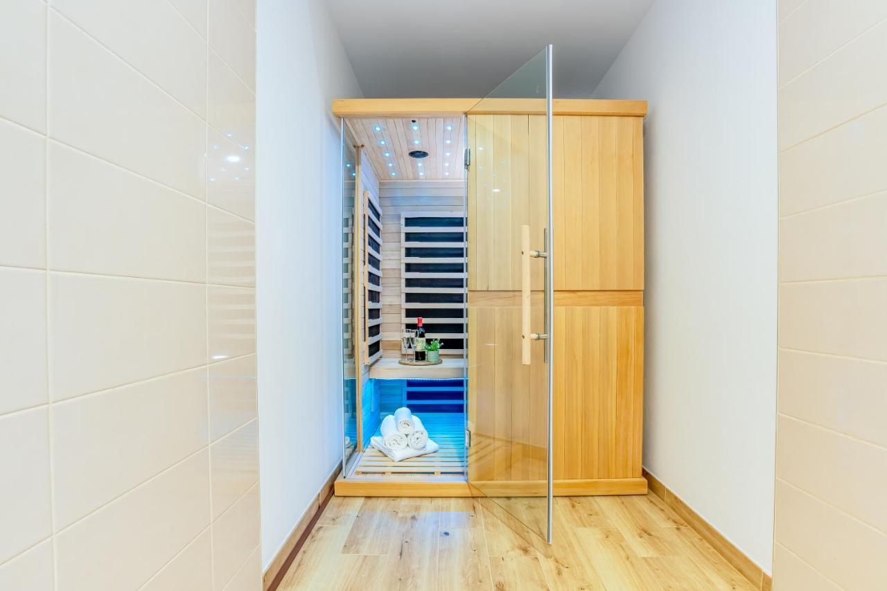 Apartmány Karlovy Dvory Horni Plana Exterior foto